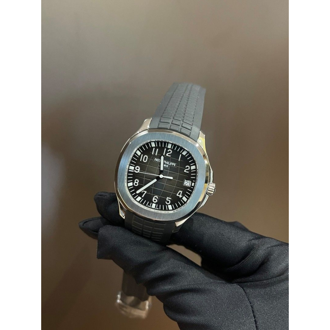 nos_patek_philippe__aquanant_5_1702445106_5516ef16_progressive